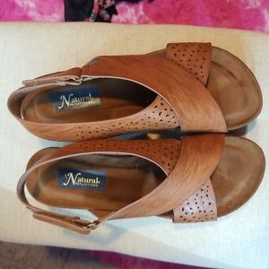 Brown wedges size 8